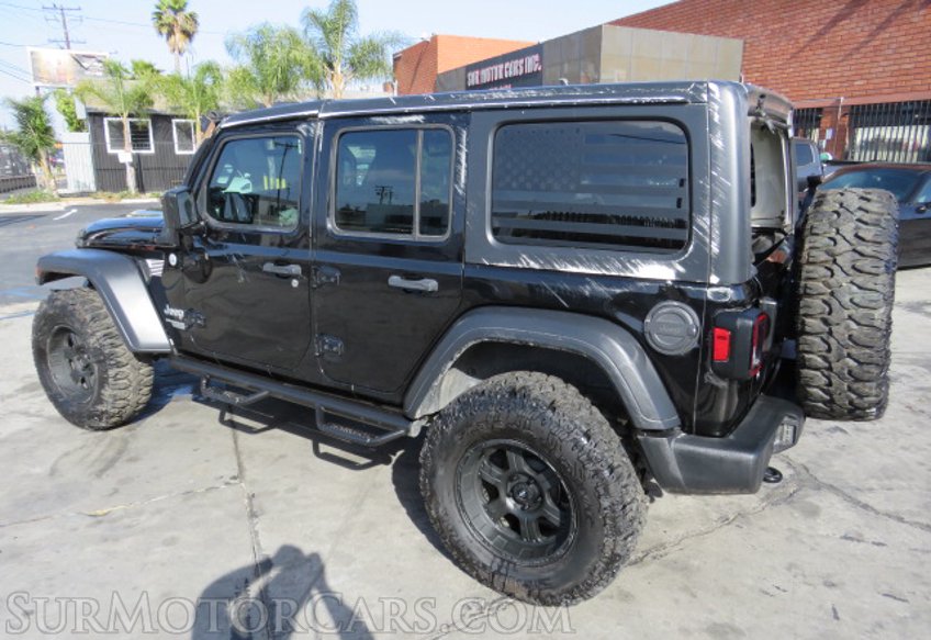 2018 Jeep Wrangler Unlimited - Image 5