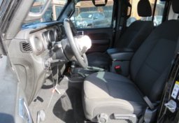 2018 Jeep Wrangler Unlimited - Image 22