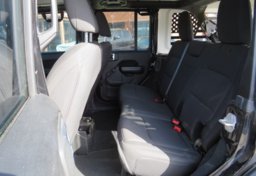 2018 Jeep Wrangler Unlimited - Image 25