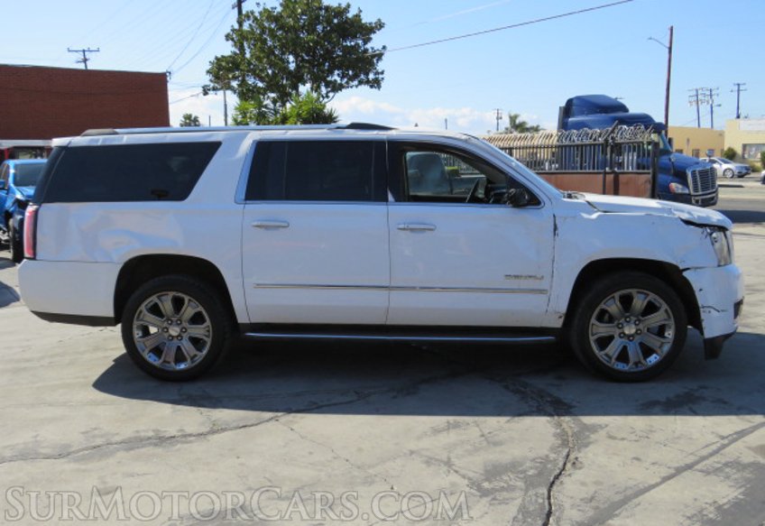 2015 GMC Yukon XL - Image 6