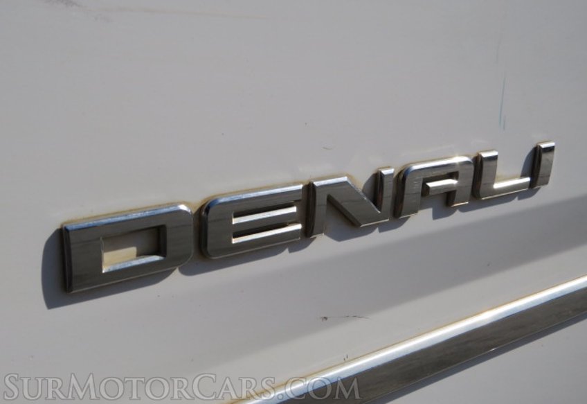 2015 GMC Yukon XL - Image 19