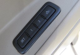 2015 GMC Yukon XL - Image 53