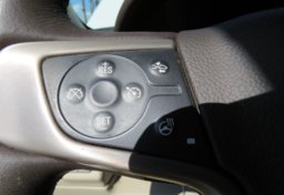 2015 GMC Yukon XL - Image 46