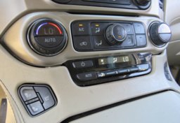 2015 GMC Yukon XL - Image 42