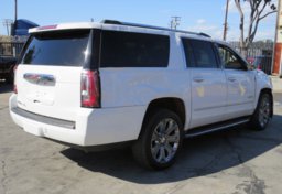 2015 GMC Yukon XL - Image 8