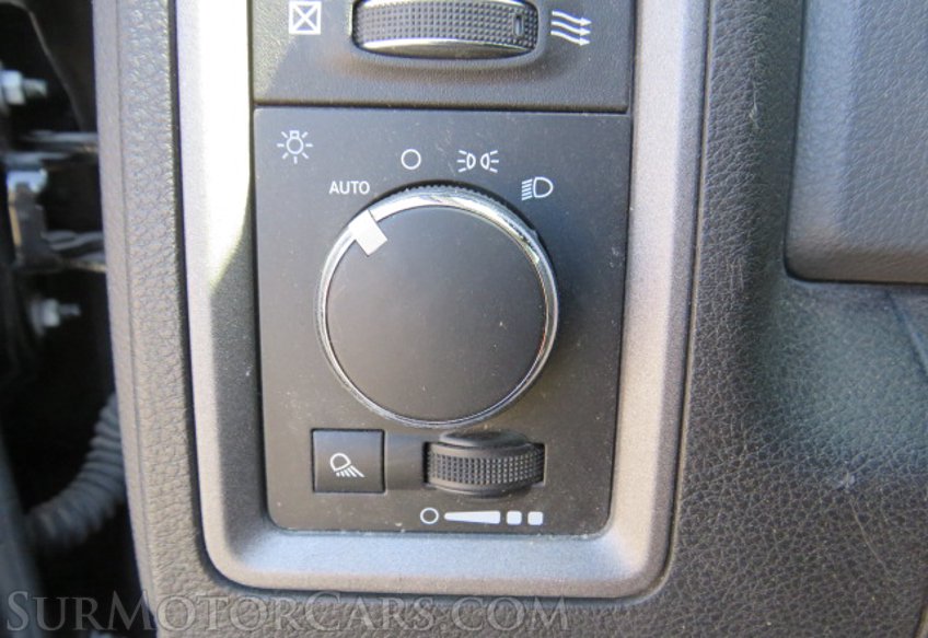 2019 Ram 1500 Classic - Image 40