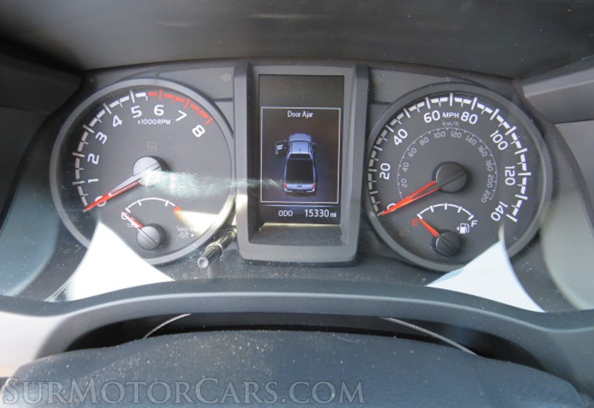 2021 Toyota Tacoma - Image 29