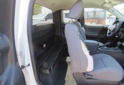 2021 Toyota Tacoma - Image 15