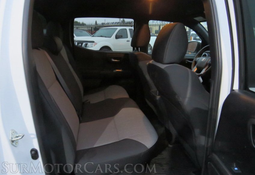 2021 Toyota Tacoma - Image 31