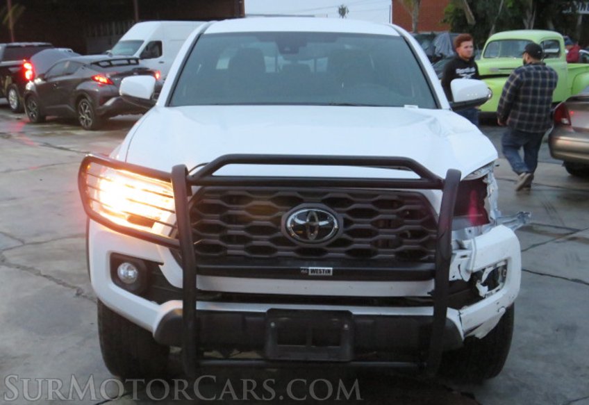 2021 Toyota Tacoma - Image 11