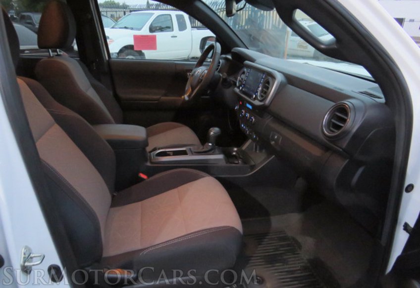 2021 Toyota Tacoma - Image 33