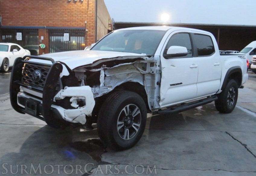 2021 Toyota Tacoma - Image 4