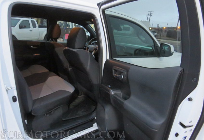 2021 Toyota Tacoma - Image 25