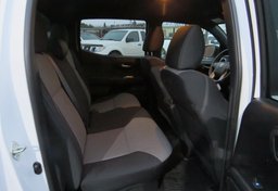 2021 Toyota Tacoma - Image 31