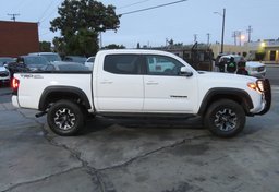 2021 Toyota Tacoma - Image 5