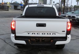 2021 Toyota Tacoma - Image 12