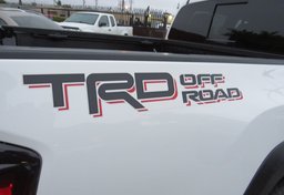 2021 Toyota Tacoma - Image 18