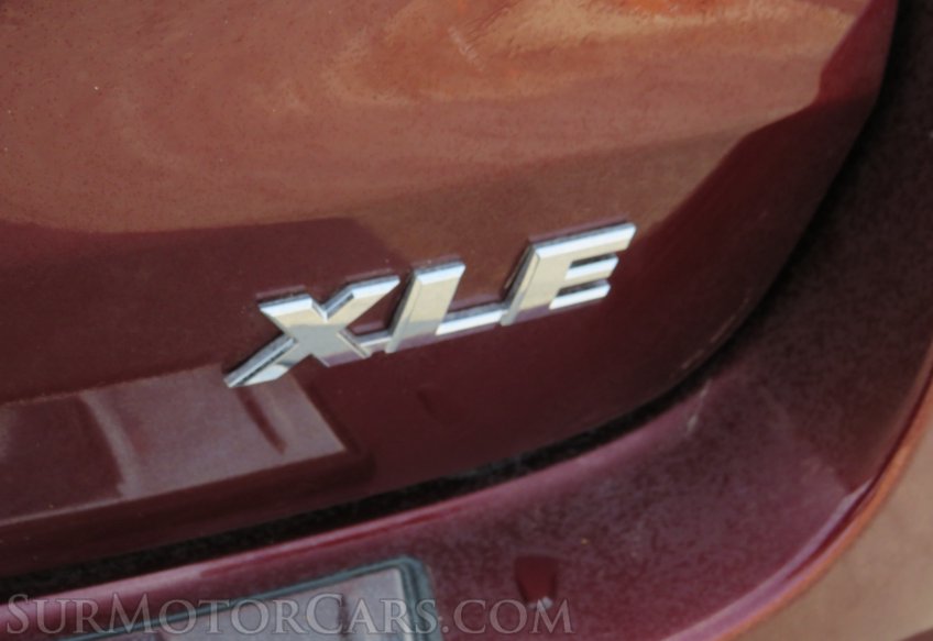 2018 Toyota Highlander - Image 19