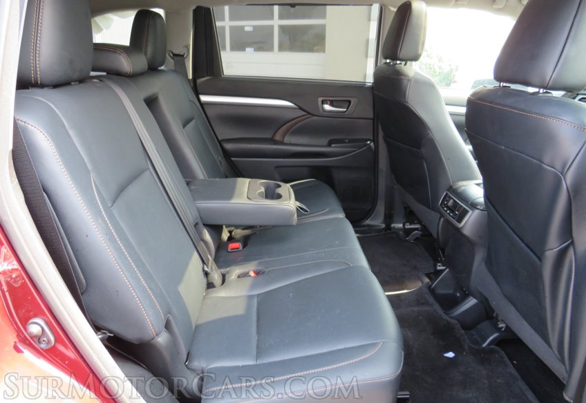 2018 Toyota Highlander - Image 24