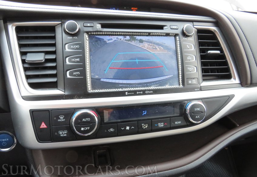 2018 Toyota Highlander - Image 34