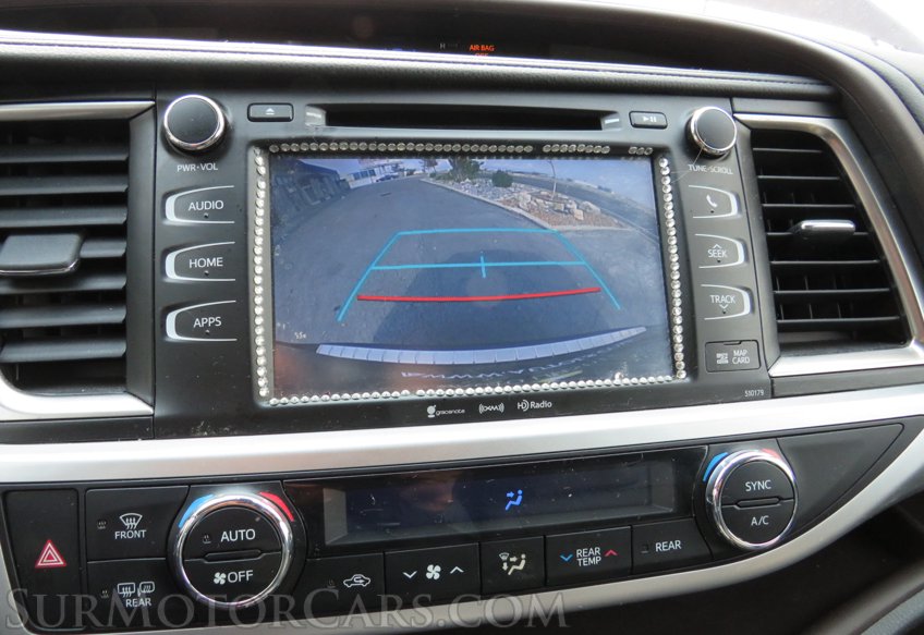 2018 Toyota Highlander - Image 33