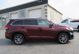 2018 Toyota Highlander - Image 8