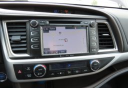 2018 Toyota Highlander - Image 35