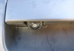 2018 Nissan Frontier - Image 17