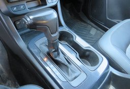 2017 Chevrolet Colorado - Image 40