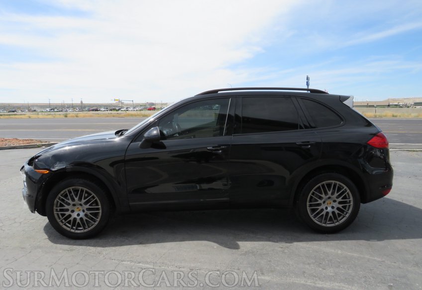 2014 Porsche Cayenne - Image 10