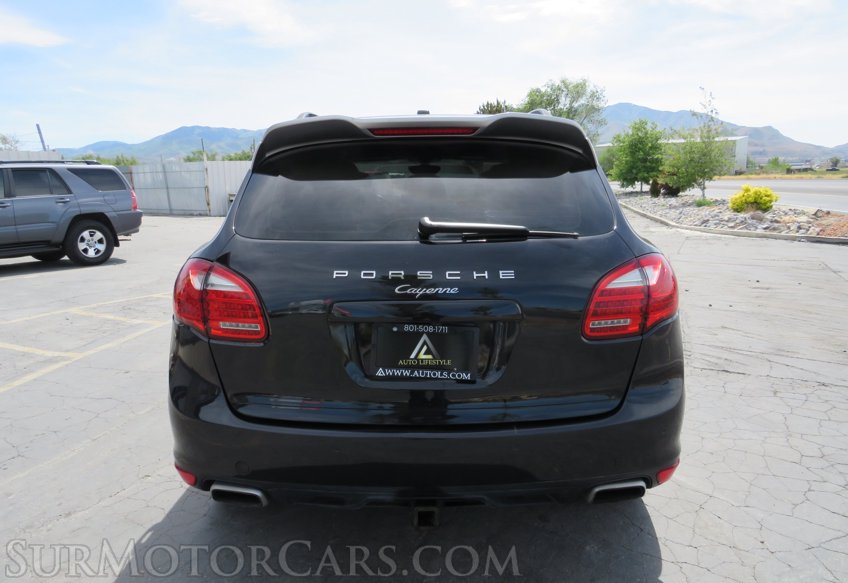 2014 Porsche Cayenne - Image 13