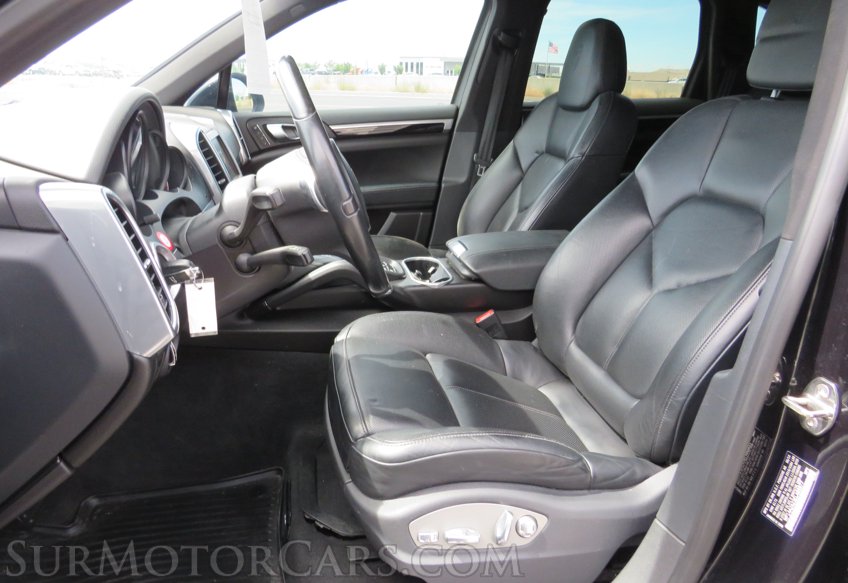2014 Porsche Cayenne - Image 26