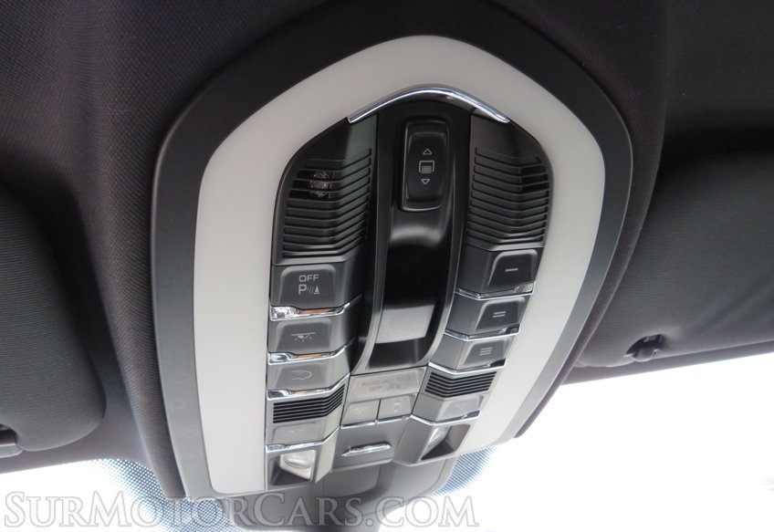 2014 Porsche Cayenne - Image 44