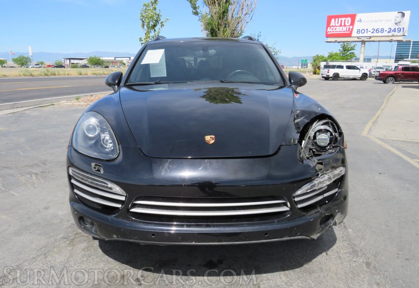 2014 Porsche Cayenne - Image 12