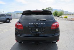2014 Porsche Cayenne - Image 13