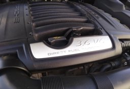 2014 Porsche Cayenne - Image 58