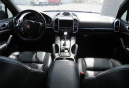 2014 Porsche Cayenne - Image 23