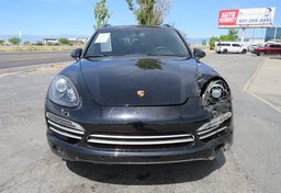 2014 Porsche Cayenne - Image 12