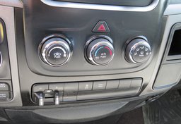 2018 Ram 1500 - Image 38