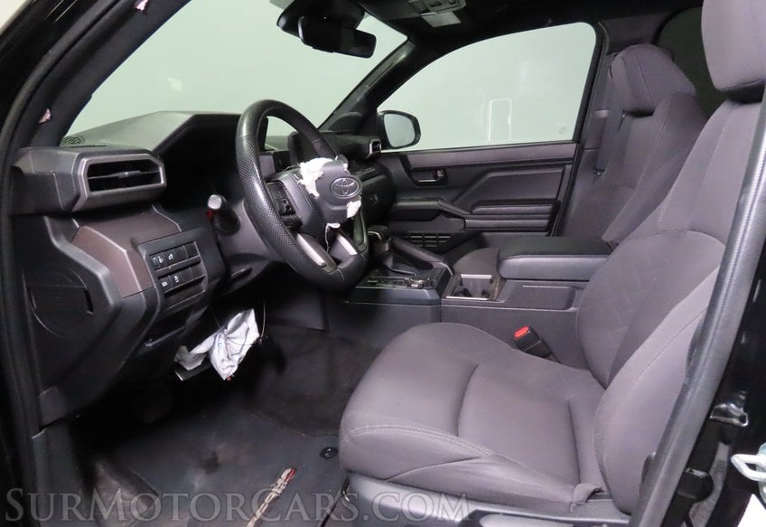 2024 Toyota Tacoma 4x4 SR5 - Image 21