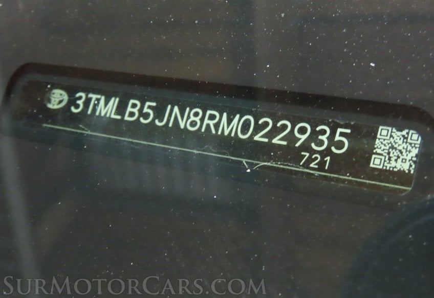 2024 Toyota Tacoma 4x4 SR5 - Image 52