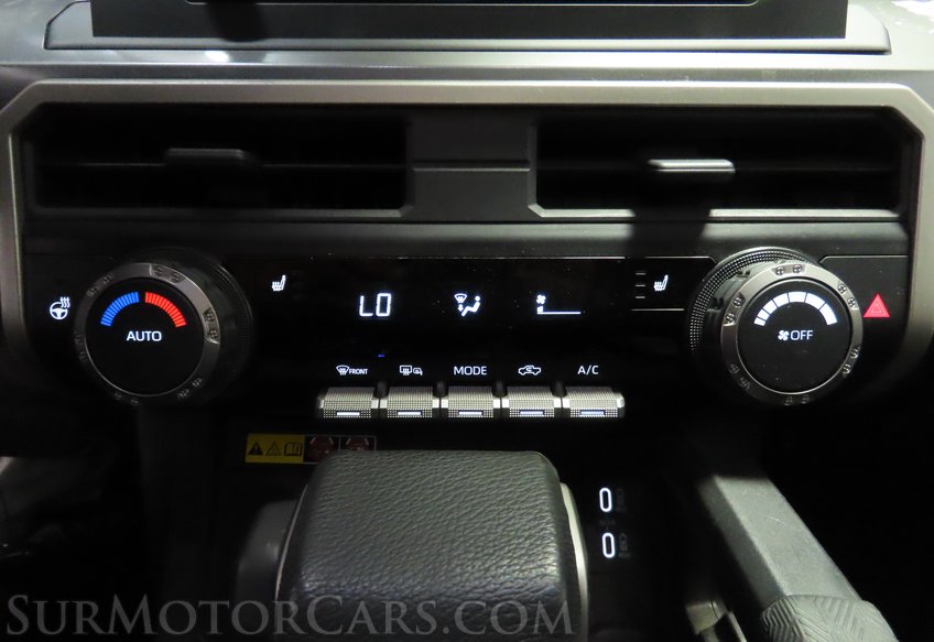 2024 Toyota Tacoma 4x4 SR5 - Image 39