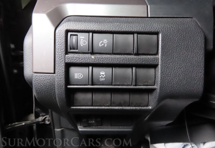 2024 Toyota Tacoma 4x4 SR5 - Image 41