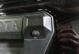 2024 Toyota Tacoma 4x4 SR5 - Image 17