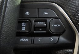 2024 Toyota Tacoma 4x4 SR5 - Image 32