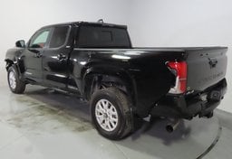 2024 Toyota Tacoma 4x4 SR5 - Image 5