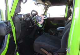 2013 Jeep Wrangler Unlimited - Image 32