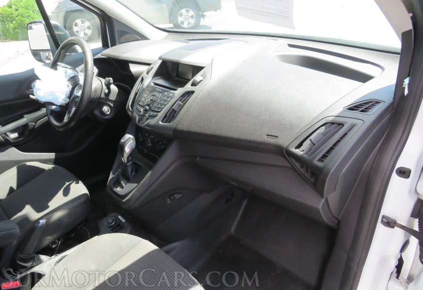 2018 Ford Transit Connect Van - Image 31