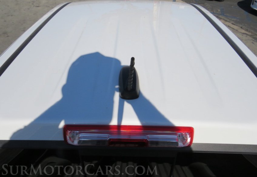 2022 Chevrolet Colorado - Image 16