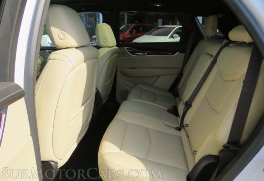 2018 Cadillac XT5 - Image 29